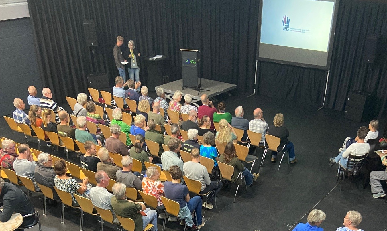 zaal vol in oudemirdum